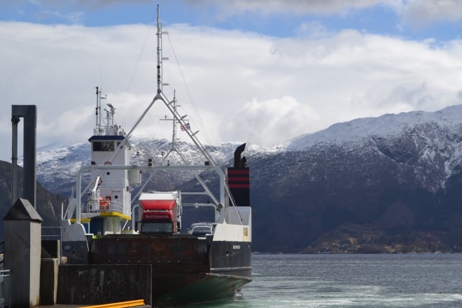 hardangerfjord-ferry-1