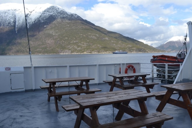 hardangerfjord-ferry-3